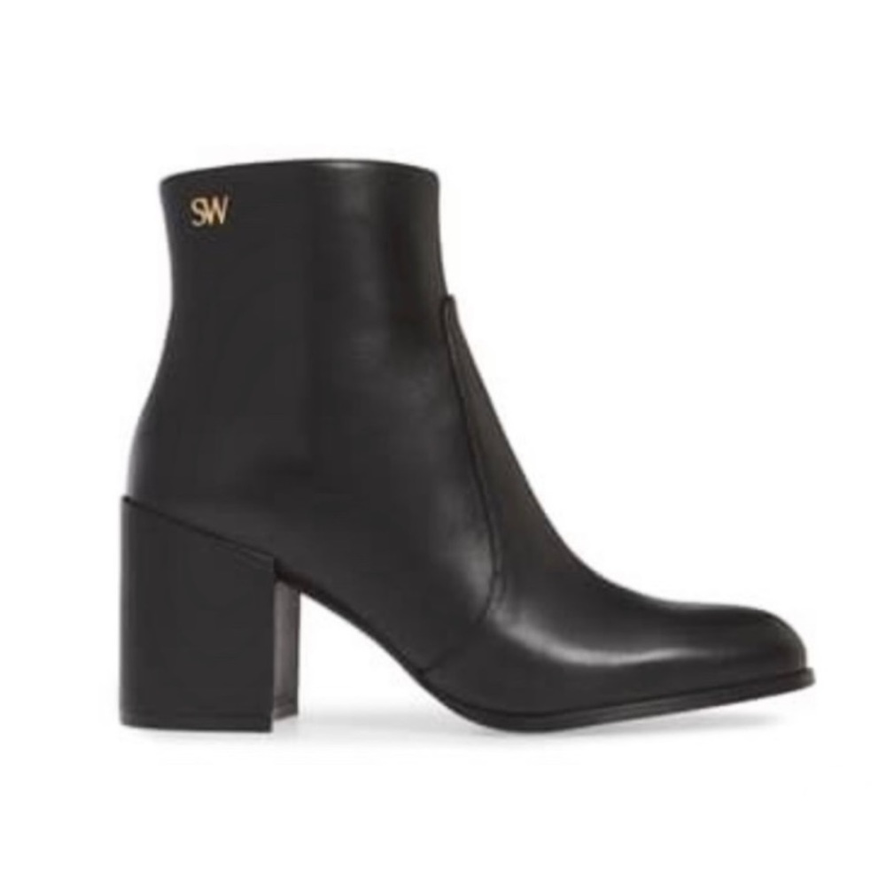 Stuart Weitzman Quinn Leather Booties - image 1